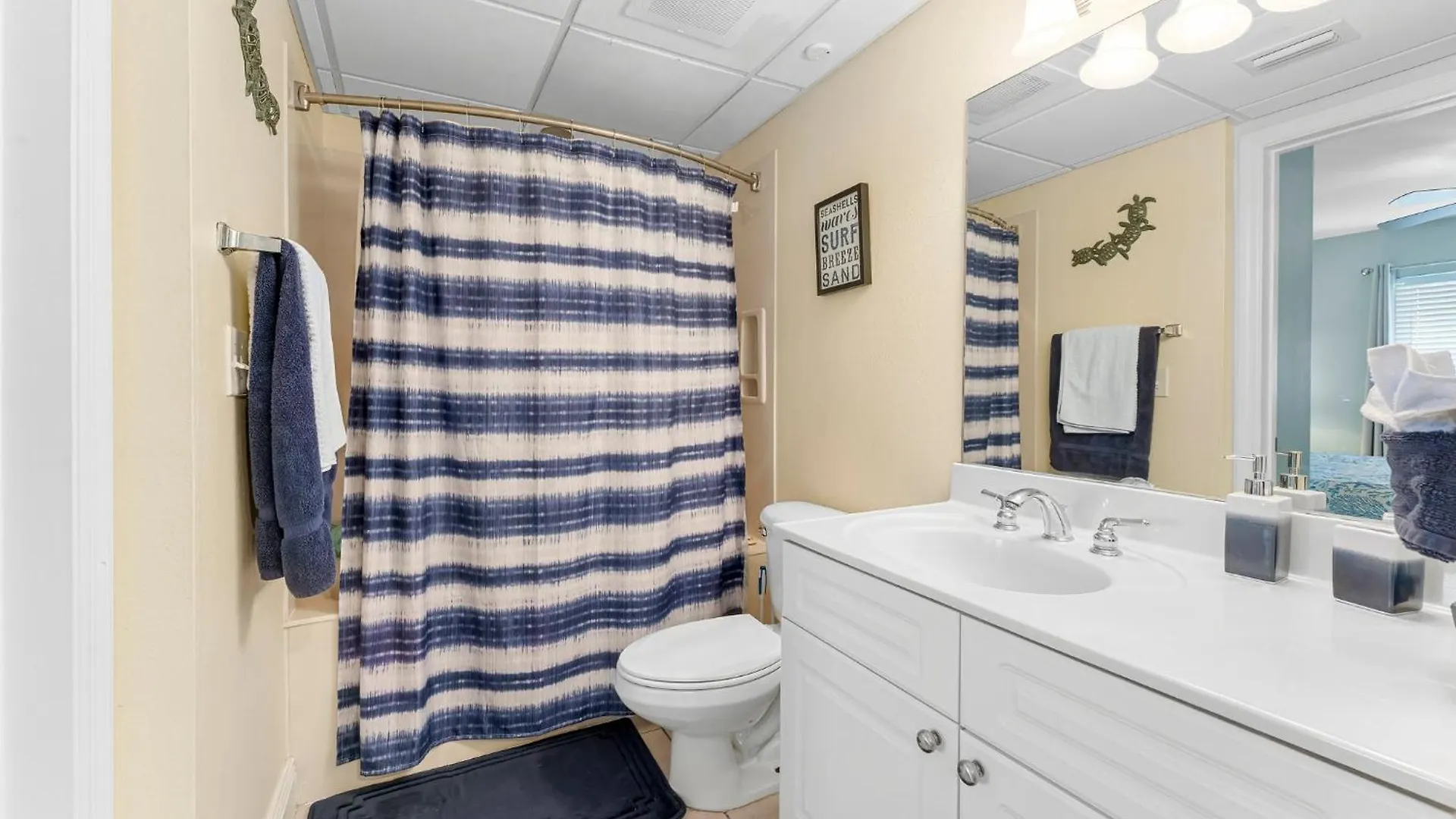 Goin Coastal Emerald Beach Unit 729 Panama City Beach Aparthotel